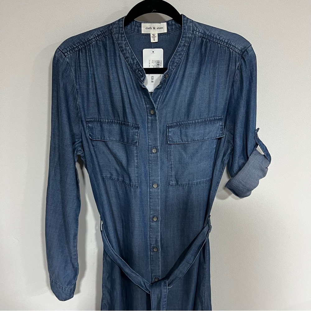 *NEW* Cloth & Stone x Evereve Curved Hem Shirt Dress - Picture 6 of 15